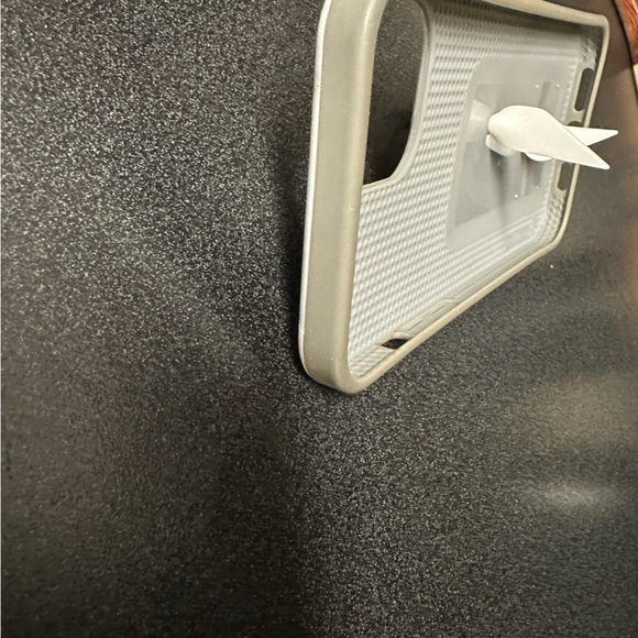 IPhone 12 Pro Max Loopy case - Picture 11 of 11